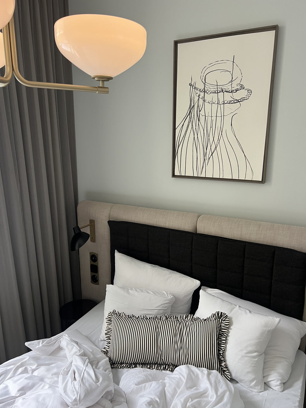 Stripped ruffle cushion, big boy, decorative cushion